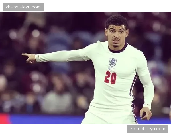 诺丁汉森林战术微调见效 吉布斯怀特肋部活动激活